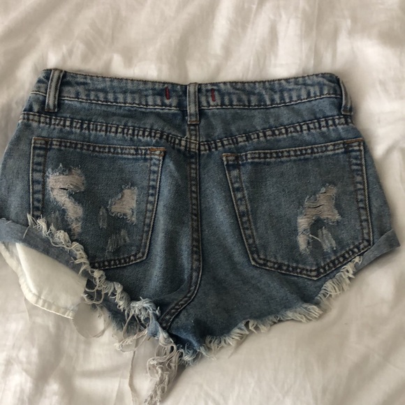 Daisy dukes - Picture 2 of 2